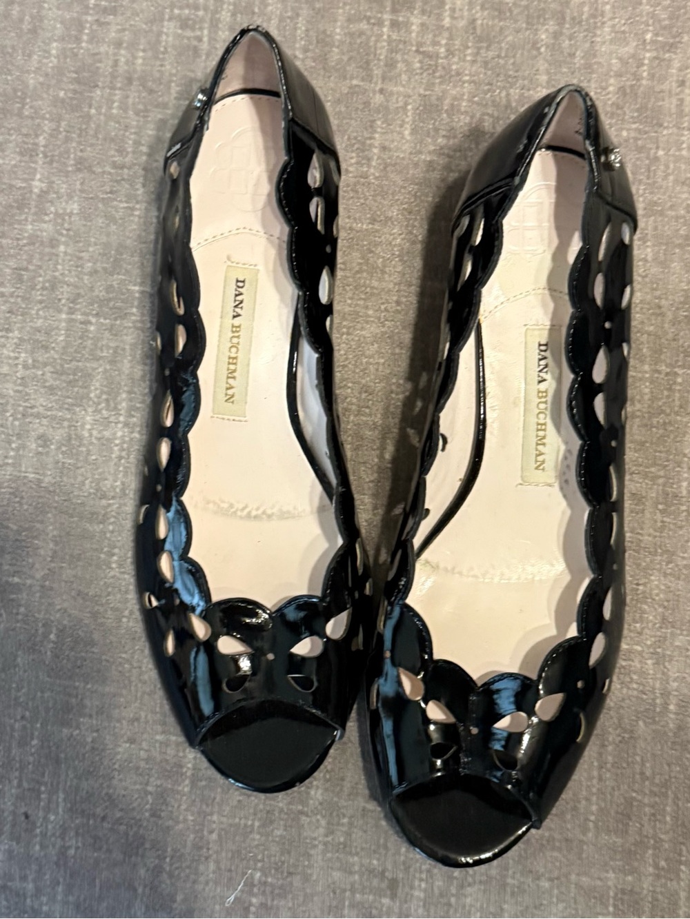 Dana Buchman Black Patent Scalloped Cutout Peep-Toe Flats